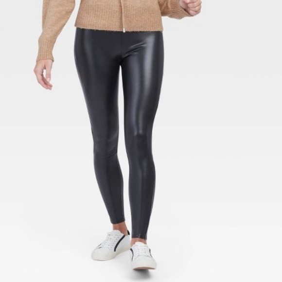 Assets by Spanx Faux Leather shaping leggings M - Picture 1 of 7